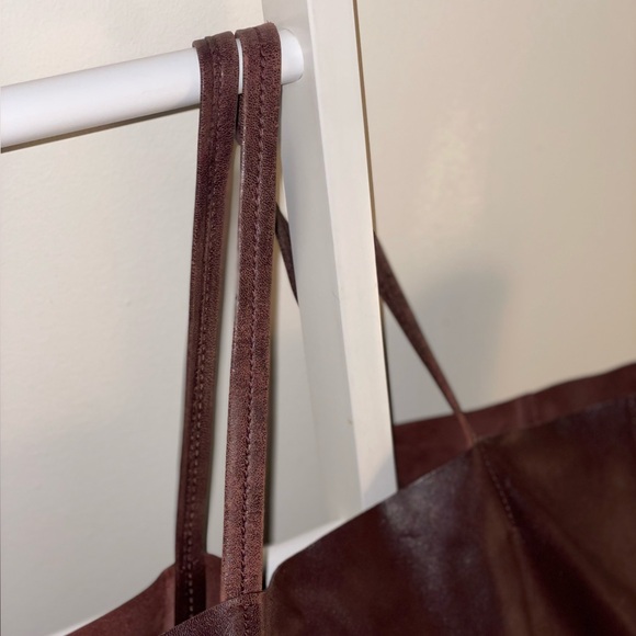 Celine Horizontal Cabas Tote Bag- Burgundy - Picture 6 of 9